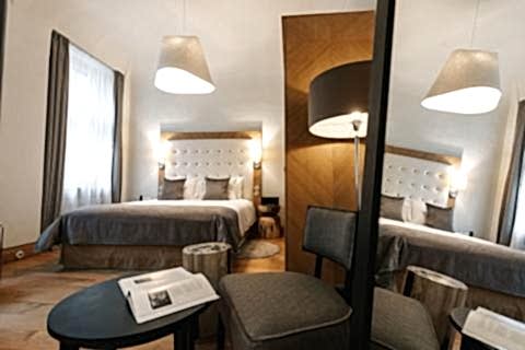 Планировка номера категории Junior Suite  в отеле Dome в СтаройРиге