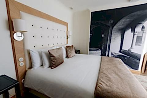 Планировка номера категории Deluxe в отеле Dome в Старой Риге